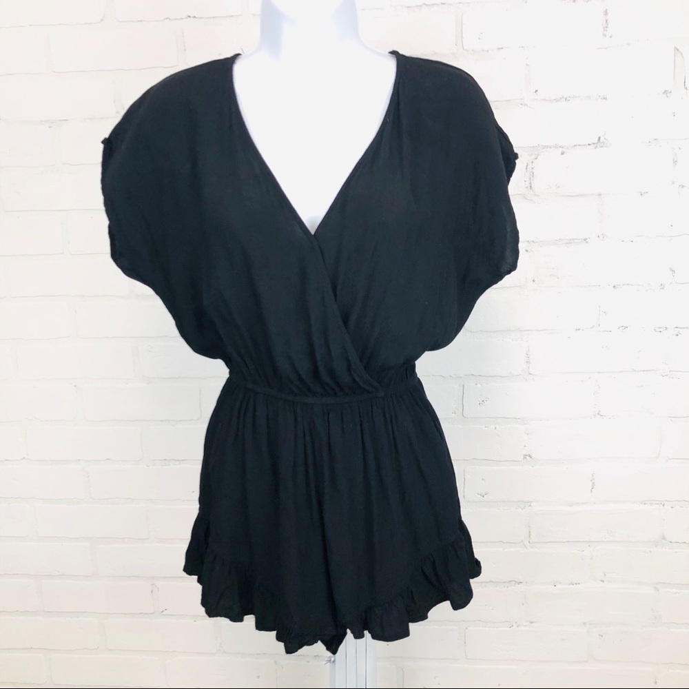 Forever 21 Black Romper sz S